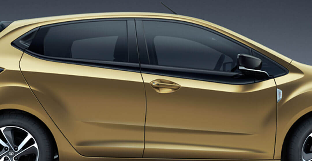 Tata Altroz Unique Shaped Beltline