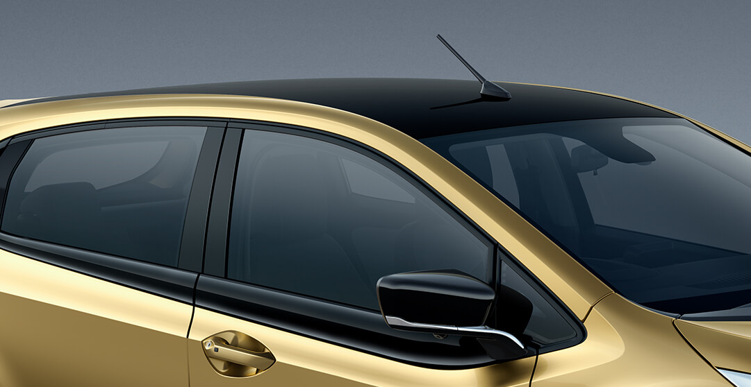 Tata Altroz Stylish Black roof