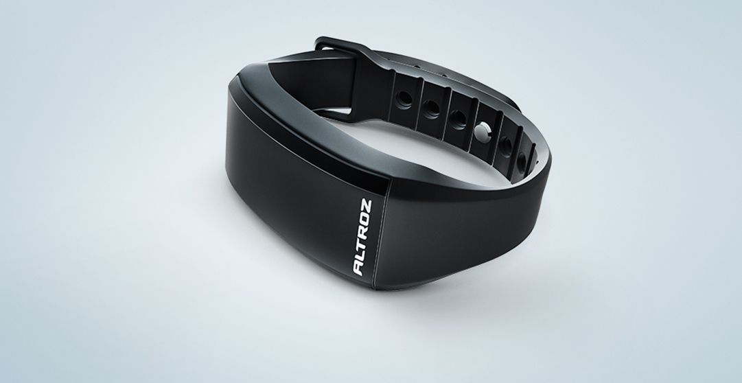 Altroz Hatchback Wearable key Feature