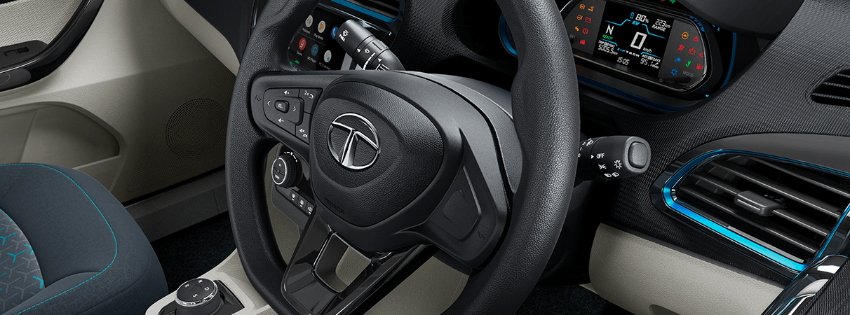 Flat bottom steering wheel